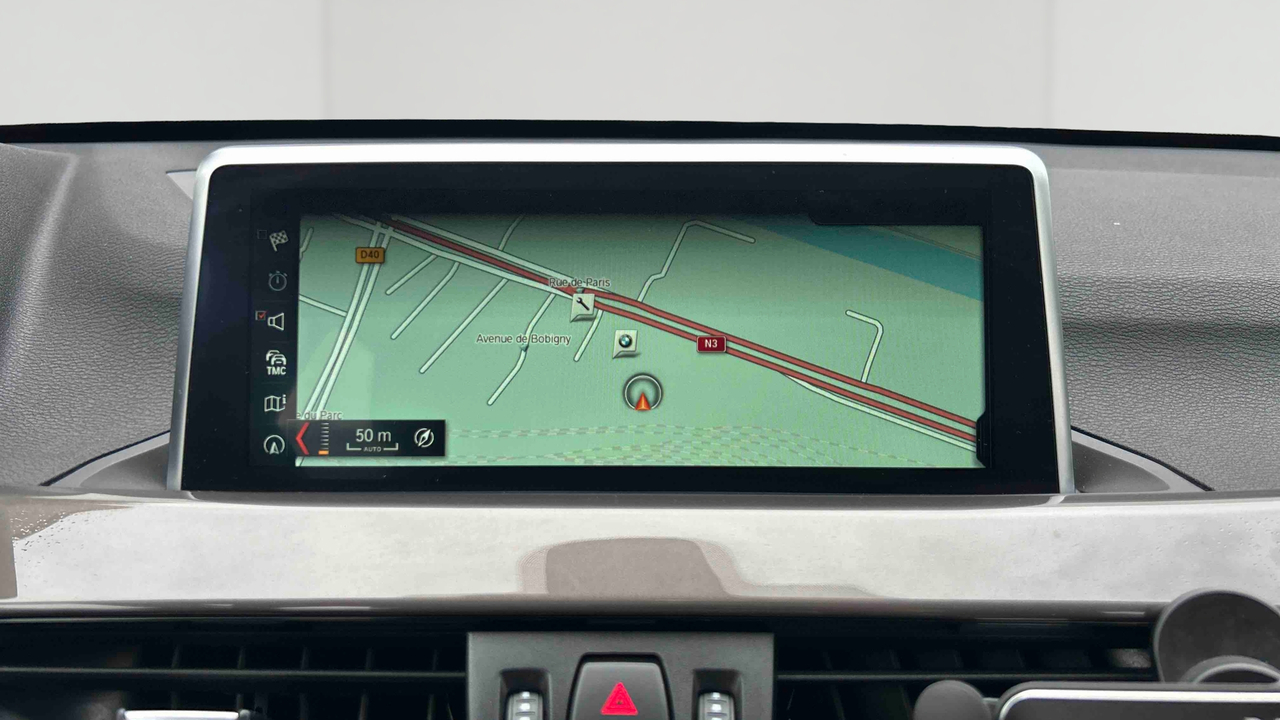 BMW X1 sDrive 18i 140 ch DKG7 — photo 15