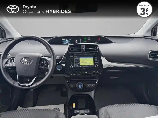 Toyota Prius 122h dynamic pack premium rc19 5cv — photo 8