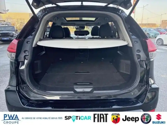Nissan X-Trail 1.6 dci 130ch n-connecta xtronic — photo 6