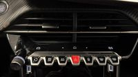Peugeot 2008 1.2 Hybrid 145ch Allure e-DCS6 — photo 26