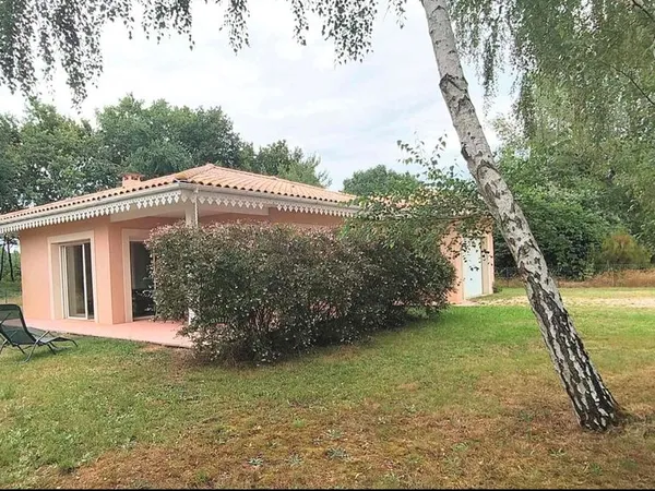Superbe Villa T4 rénovée de 100m² avec jardin clos | Location meublée longue durée