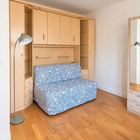 🏠 À louer - Studio meublé de 17 m² - Puteaux (92800)
