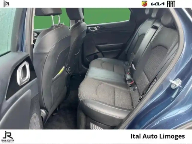 Kia Xceed 1.6 gdi 105ch + plug-in 60.5ch active dct6 — photo 10