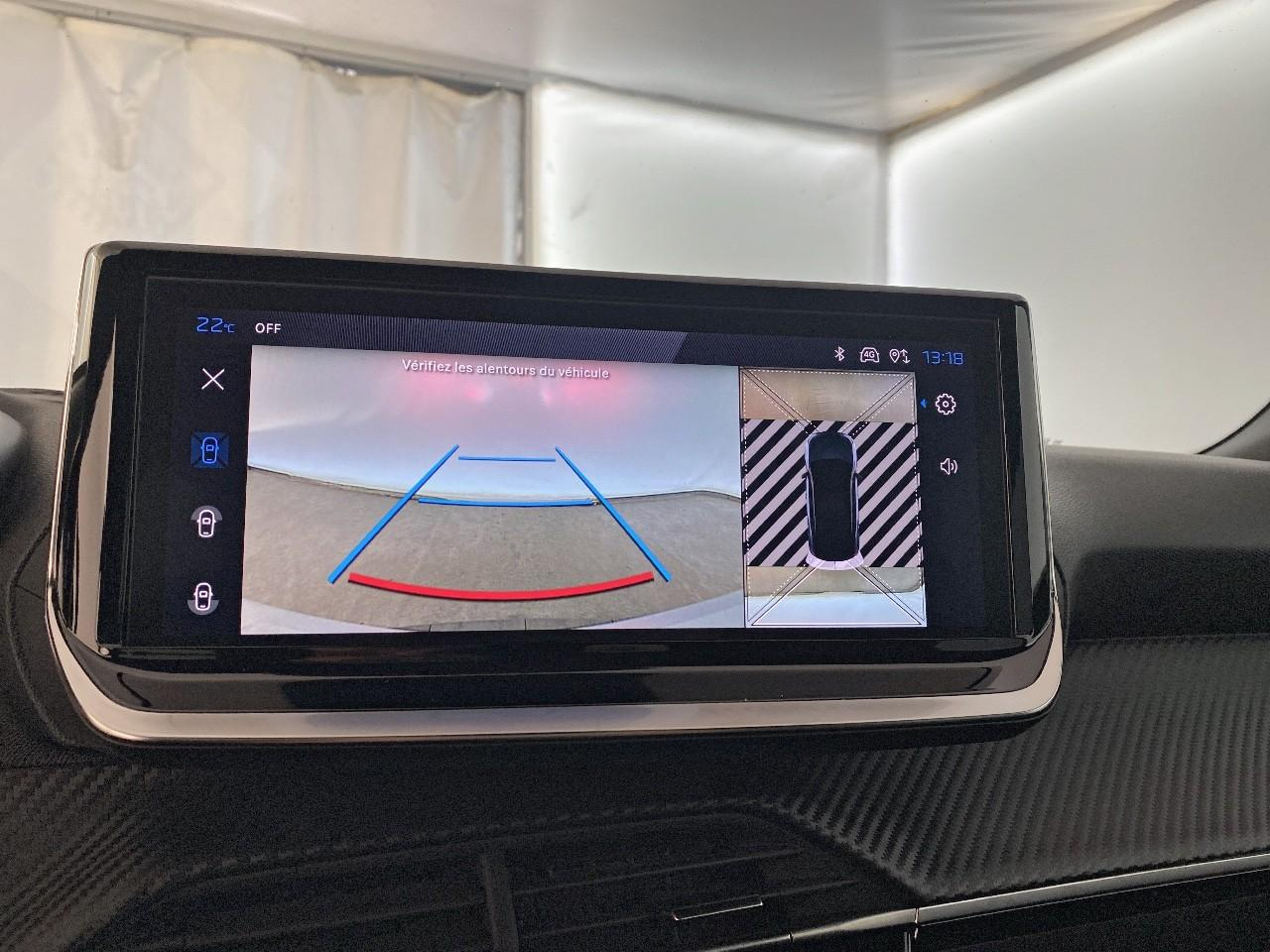 Peugeot 2008 hybrid 145 ch e-dcs6 allure — photo 17
