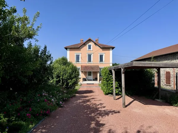 Vends maison 170m² Saint-Jodard