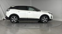 Peugeot 3008 HYBRID 225ch GT Pack e-EAT8 — photo 4