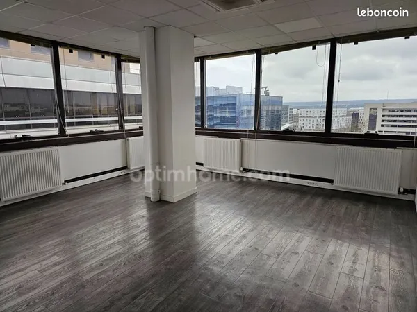 Bureau 24 m²