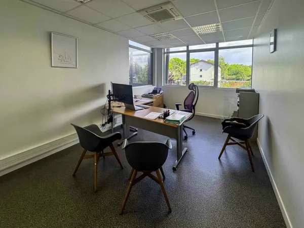 Bureaux 165 m²