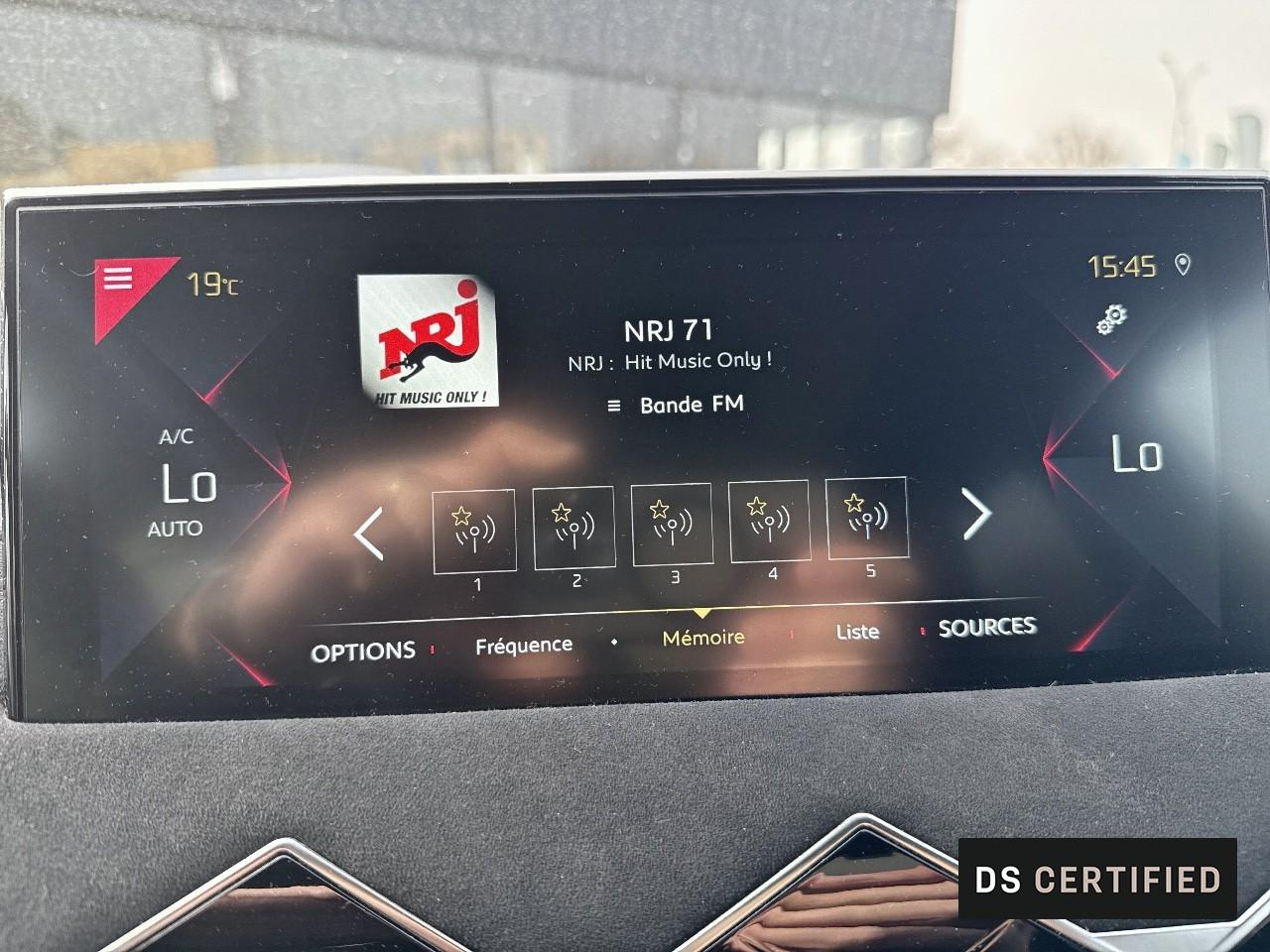 Ds Ds 3 crossback puretech 130 eat8 performance line+ — photo 12