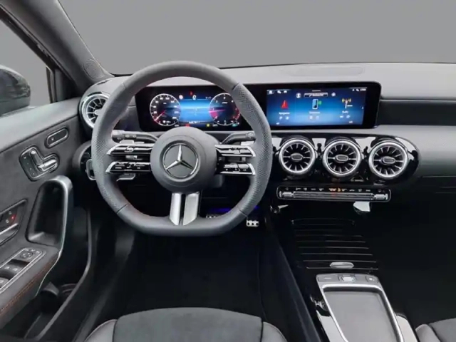 Mercedes Cla 200 d amg line — photo 18
