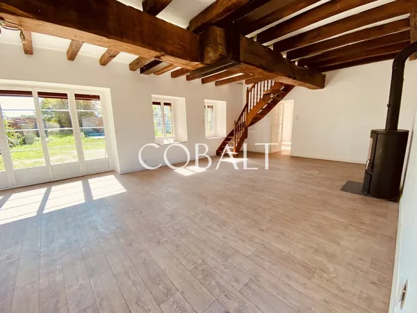Maison de caractère 168m2 - 5 chambres - La Chapelle Sur Erd