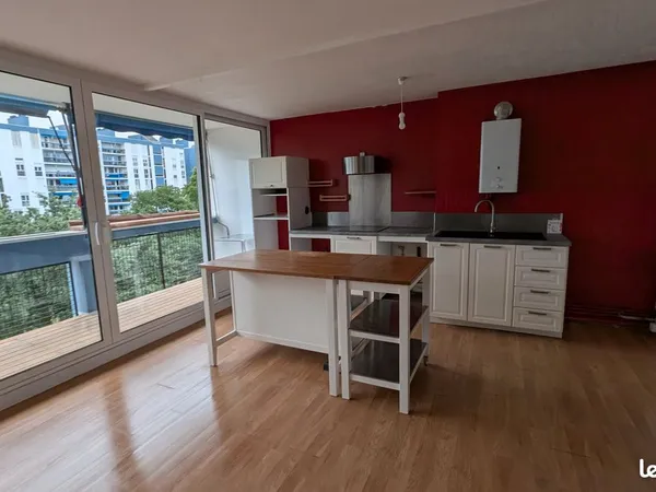 Appartement T3 - avec place privative