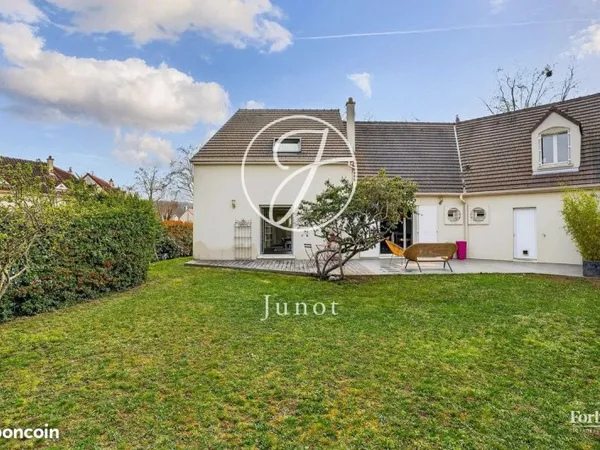 Maison 6 pièces 197 m²