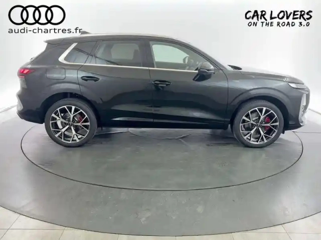 Audi Q3 e-hybrid 272 ch s tronic 6 — photo 23