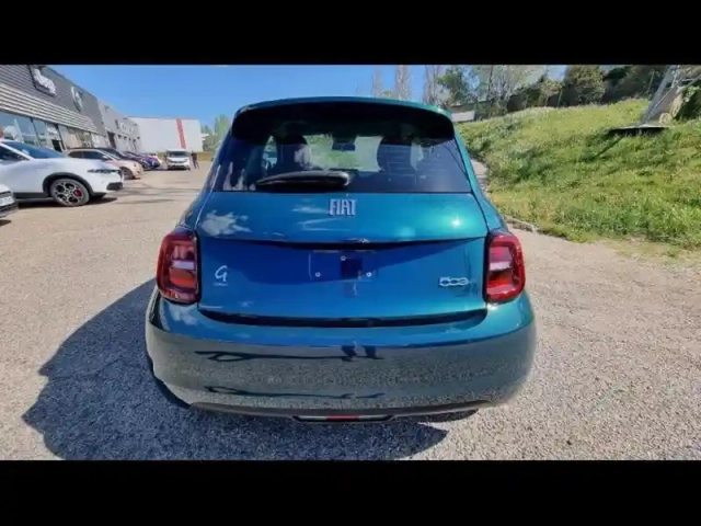 Fiat 500 e 118ch pack style &amp;tech my23 — photo 5