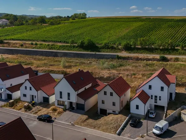 MAISON DE 103 M2 - PRÊT À DÉCORER
