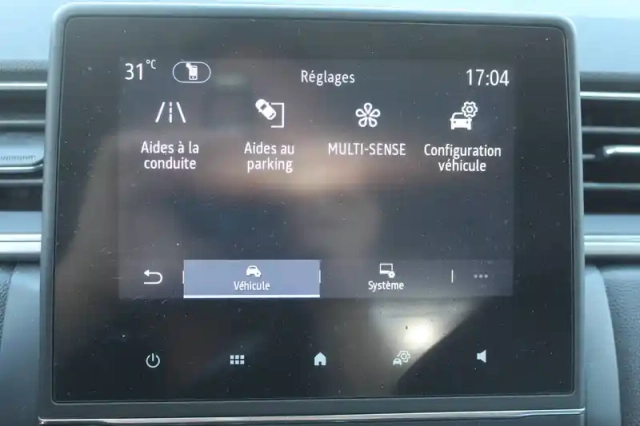Renault Captur tce 155 edc fap — photo 9