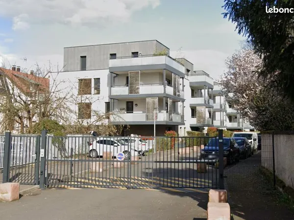 F3 - 61 m² avec terrasse de 12 m² et garage fermé - Schiltigheim