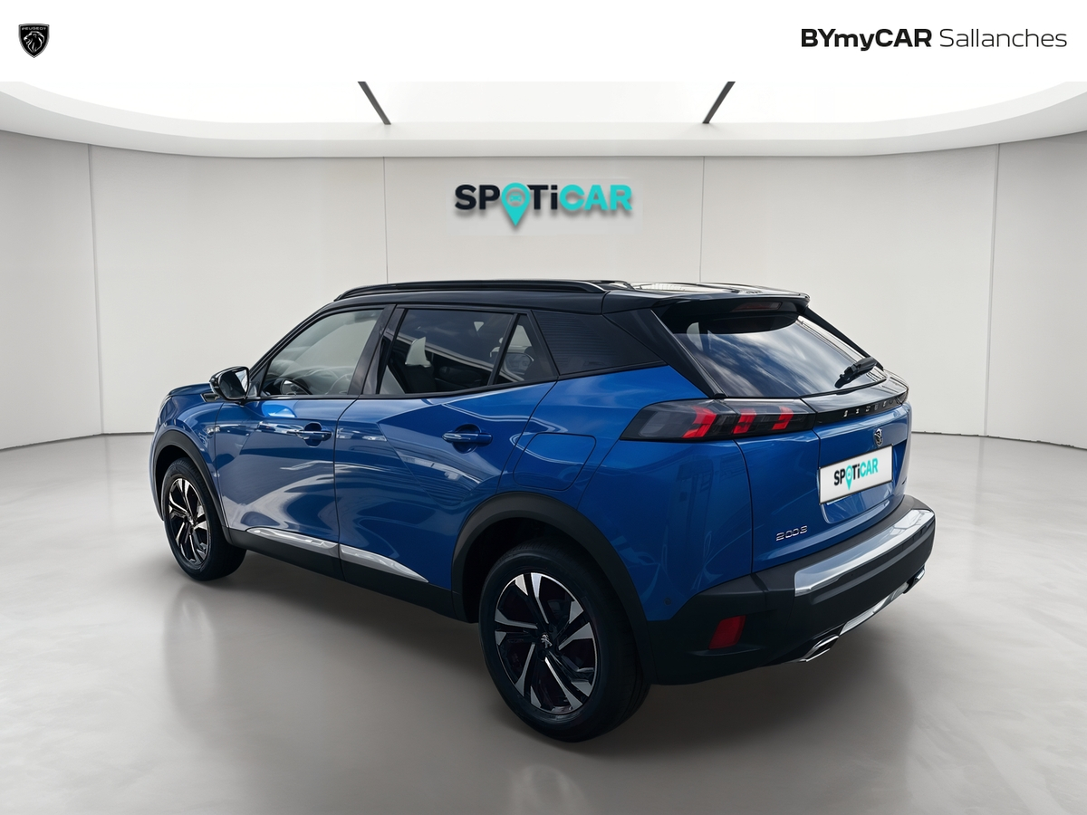 Peugeot 2008 PureTech 130 S&amp;S EAT8 — photo 3