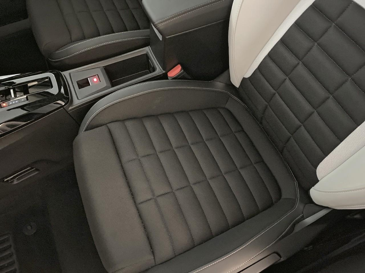 Citroën C3 Aircross hybride 145 ch aut max — photo 9