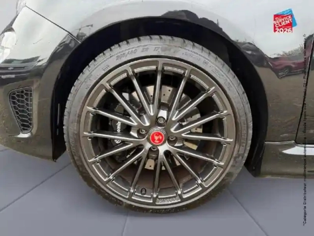 Abarth 500 1.4 turbo t-jet 180ch 695 my22 — photo 10