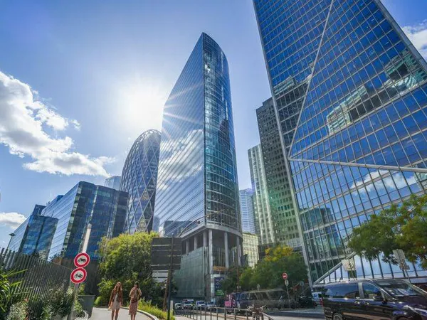 Bureau 13157 m²
