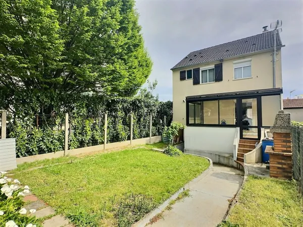 Maison 6 pièces 130 m²