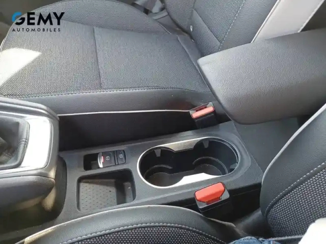Renault Captur tce 140 - 21 — photo 60