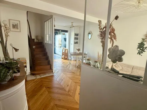 Maison rive droite