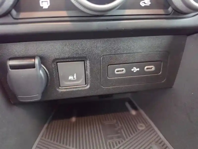 Dacia Sandero eco-g 120 — photo 13