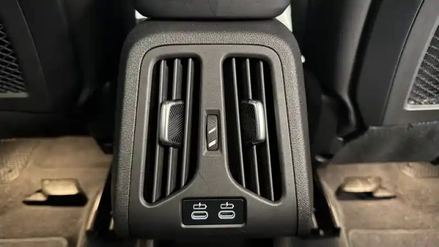 Bmw X2 sdrive 18d 150ch dkg7 — photo 42