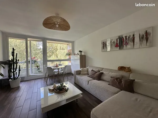 Appartement 4 pièces 82 m²