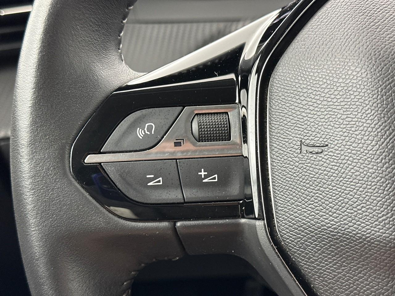 Peugeot 208 puretech 75 s&s bvm5 style — photo 20