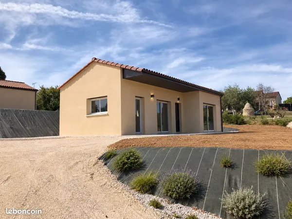 Maison neuve à louer à Saint-Cirq-Lapopie - 51 m²
