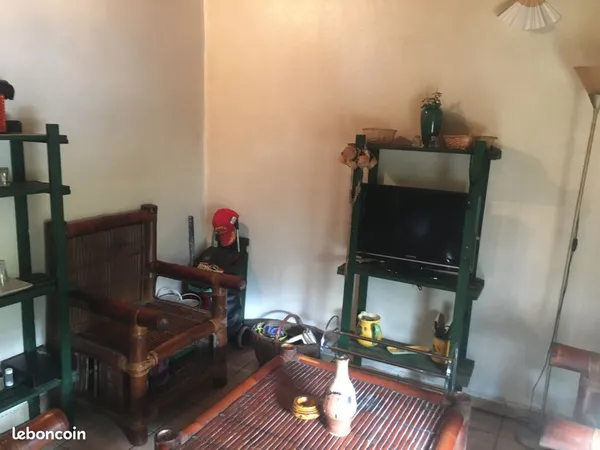 Appartement F1 Vaulx-en Velin Village