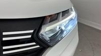 Dacia Sandero 1.0 TCe 90ch Expression — photo 17