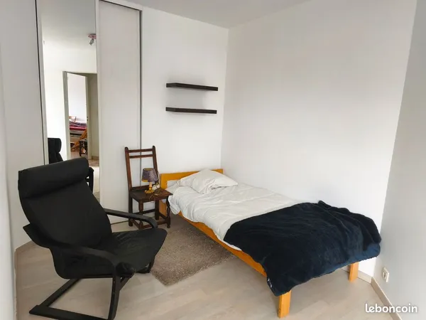 Chambre meublée à louer 12 m2