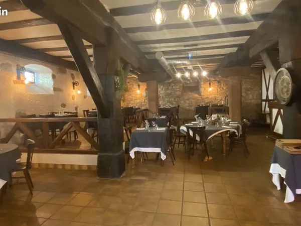 Fonds de commerce 178 m²