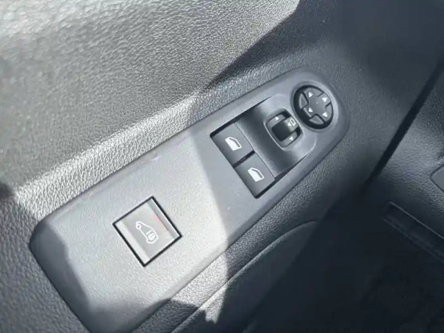 Citroën Berlingo van taille m 650kg bluehdi 100 s&amp;s bvm6 — photo 40