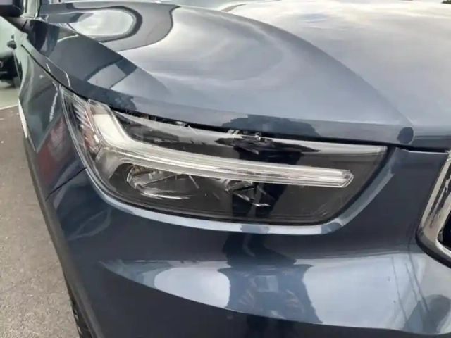Volvo Xc40 t2 129ch inscription luxe geartronic 8 — photo 4