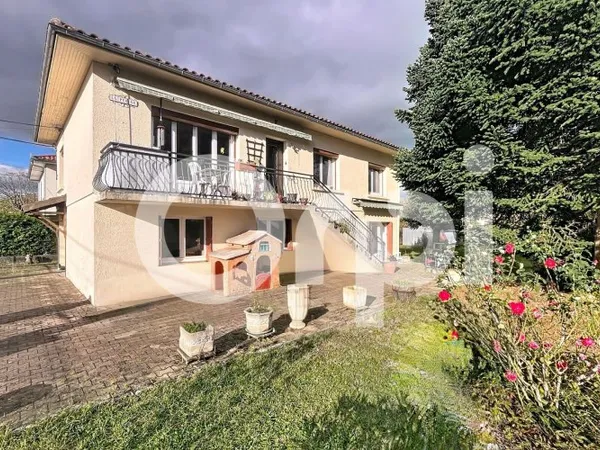 Maison 7 pièces 147 m²