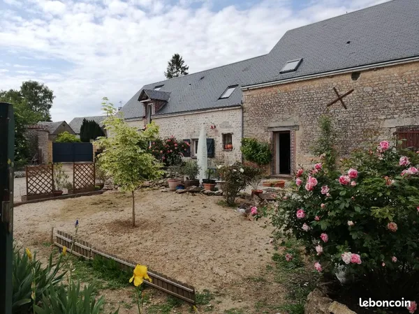 Maison en pierre, 2 logements