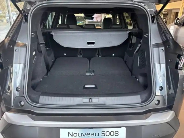 Peugeot 5008 hybrid 145 e-dcs6 — photo 29