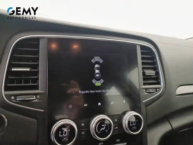 Renault Megane iv berline blue dci 115 edc — photo 35