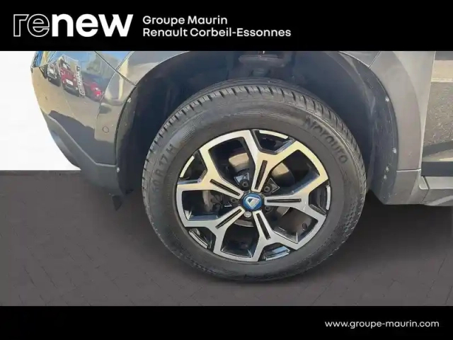 Dacia Duster 1.0 eco-g 100ch 15 ans 4x2 - e6u — photo 9