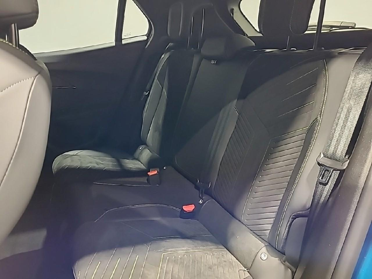Peugeot 2008 electrique 156 ch 54 kwh gt — photo 13