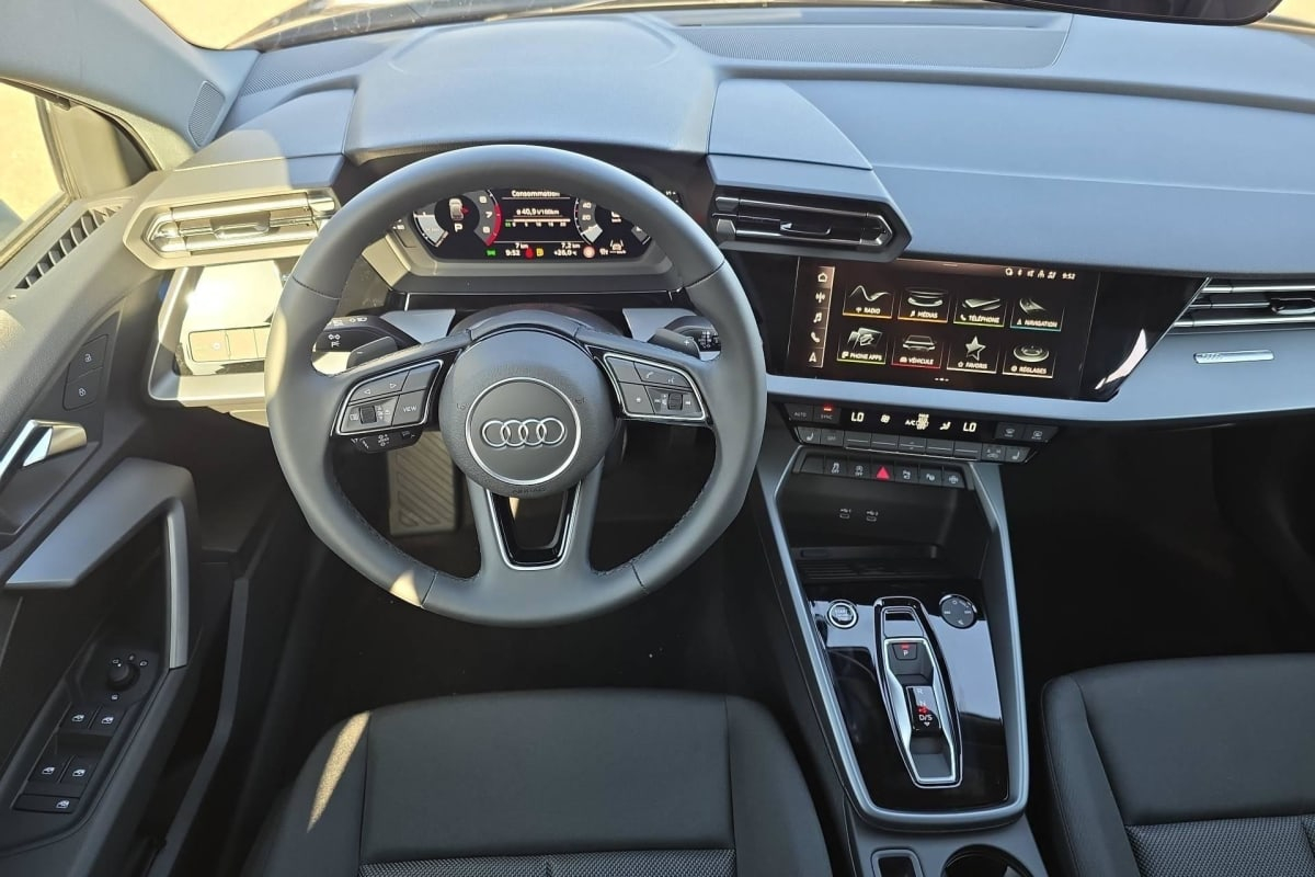 Audi A3 Sportback — photo 13