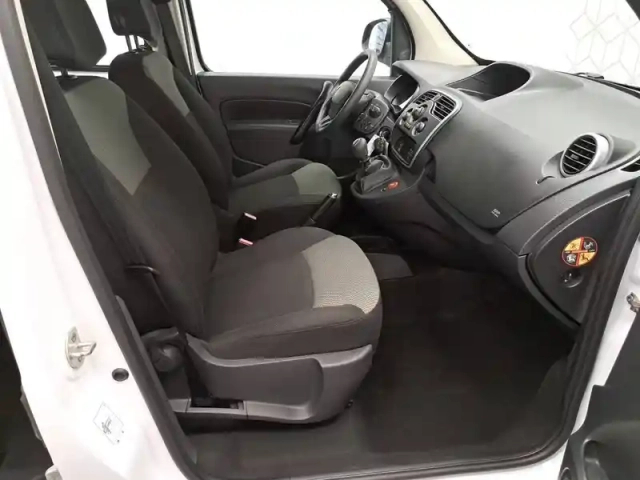 Renault Kangoo blue dci 80 — photo 23