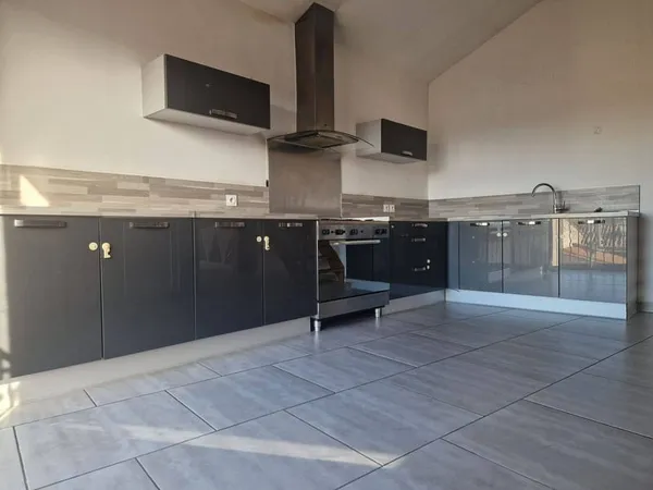 Appartement 3 pièces 81 m²