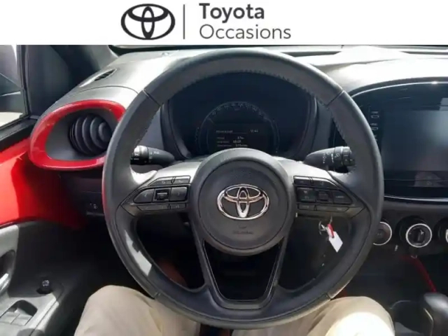 Toyota Aygo X 1.0 vvt-i 72ch design s-cvt — photo 6
